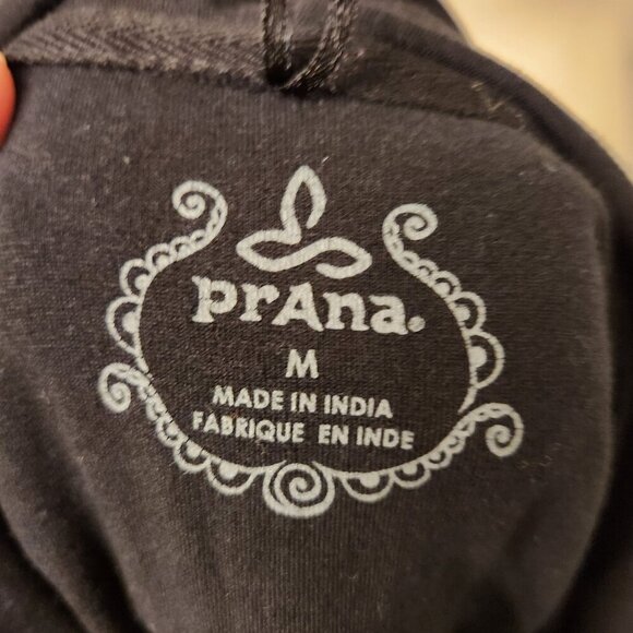 Prana Size Medium Black fit and flare dress with hood - Picture 7 of 7